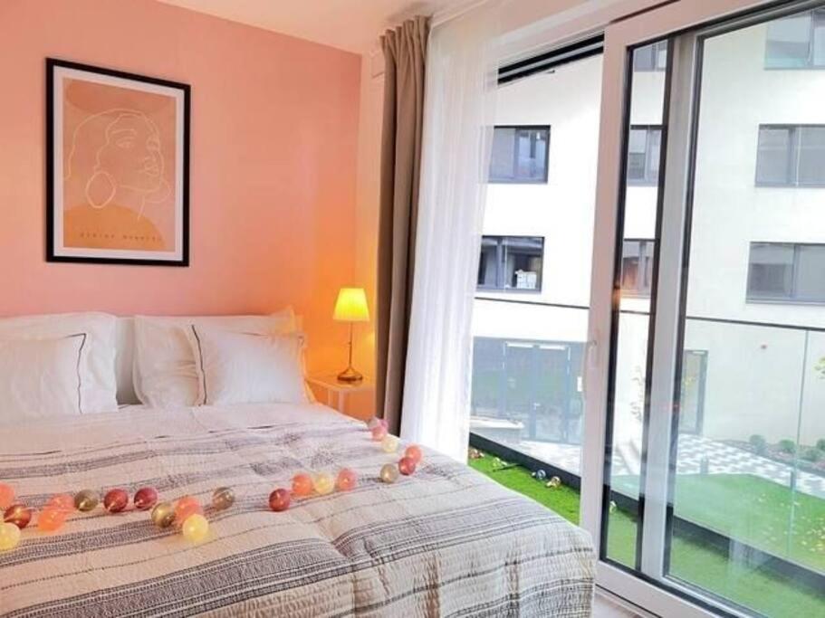 B104 - Liberty Bridge Lovely Home With Free Parking ブダペスト エクステリア 写真